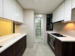 Symphony Suites (D27), Condominium #635425431